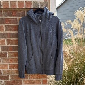 Lululemon Ladies size 12 Scuba Full-Zip Hoodie in a dark gray/blue